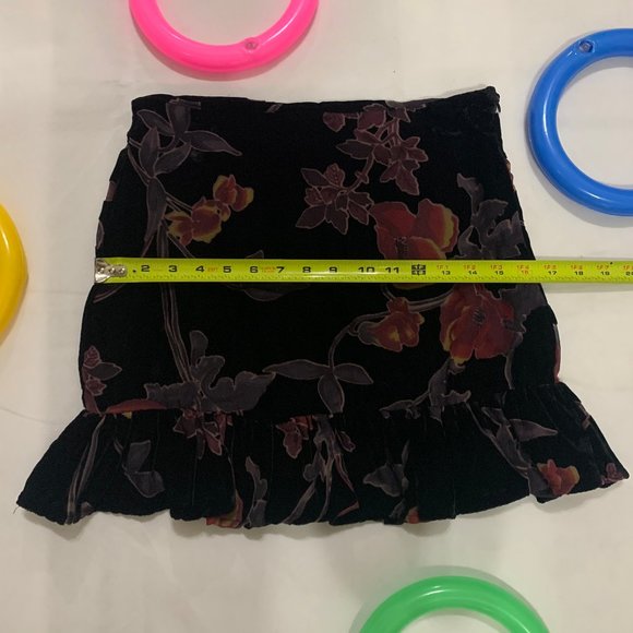 🌀 L.A. Hearts Short Skirt - Picture 4 of 4